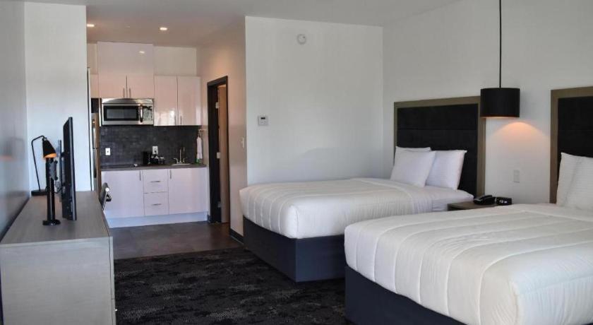 Jersey Village Hotel Bella מראה חיצוני תמונה