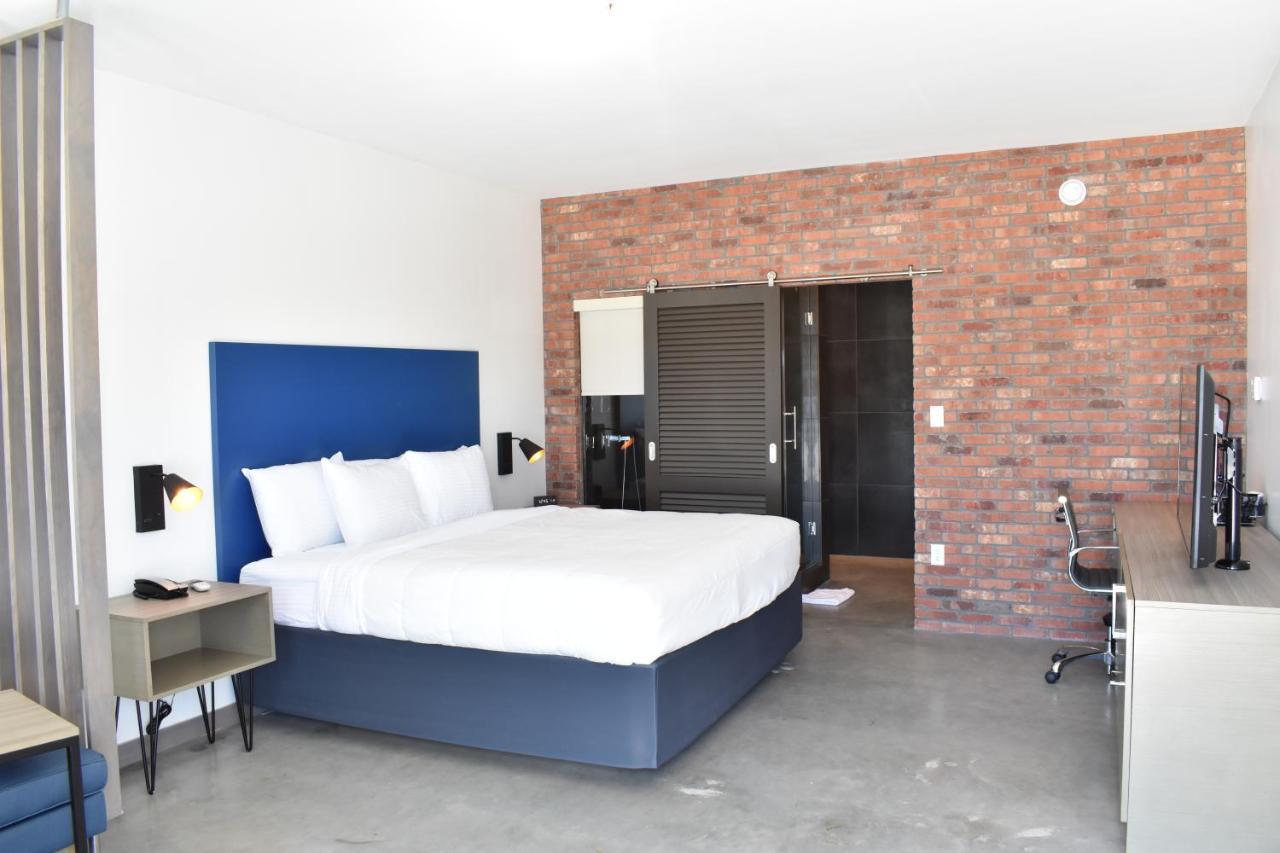 Jersey Village Hotel Bella מראה חיצוני תמונה